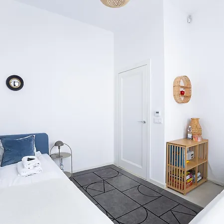 Baltivia Haus I דירה *